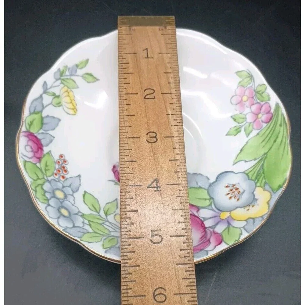 Vintage Royal Albert Bouquet Tea Cup And Saucer 2541 Bone China Floral England